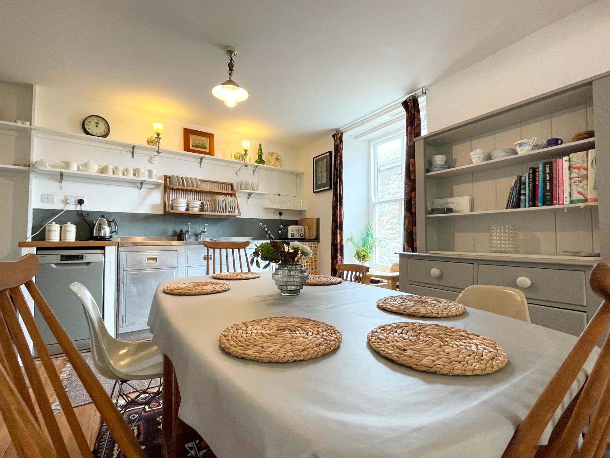 Janies Cottage~ Mousehole~Eclectic Interiors & Vintage Charm Esterno foto