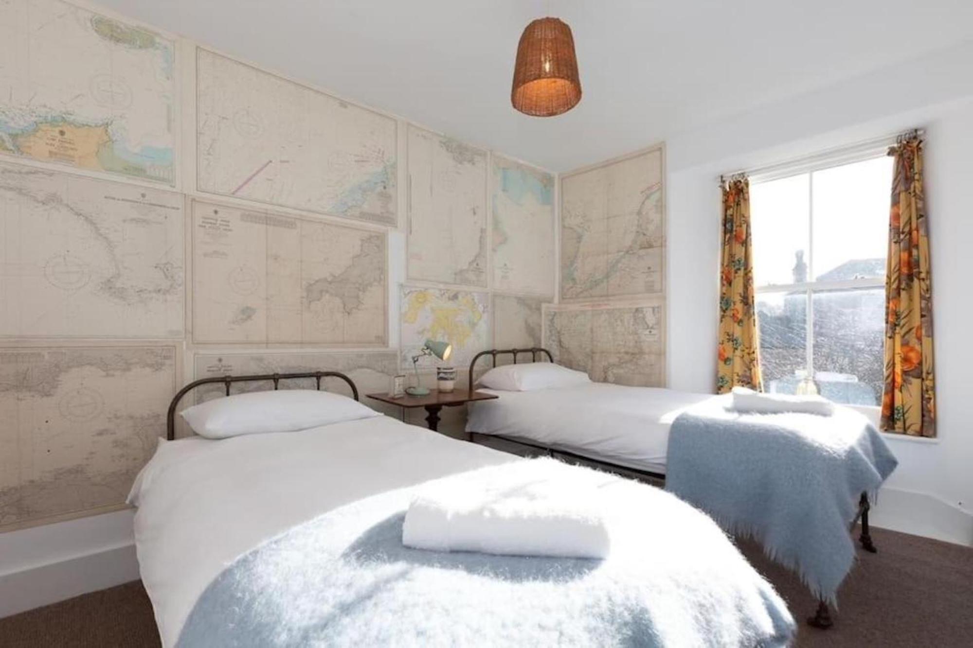 Janies Cottage~ Mousehole~Eclectic Interiors & Vintage Charm Esterno foto